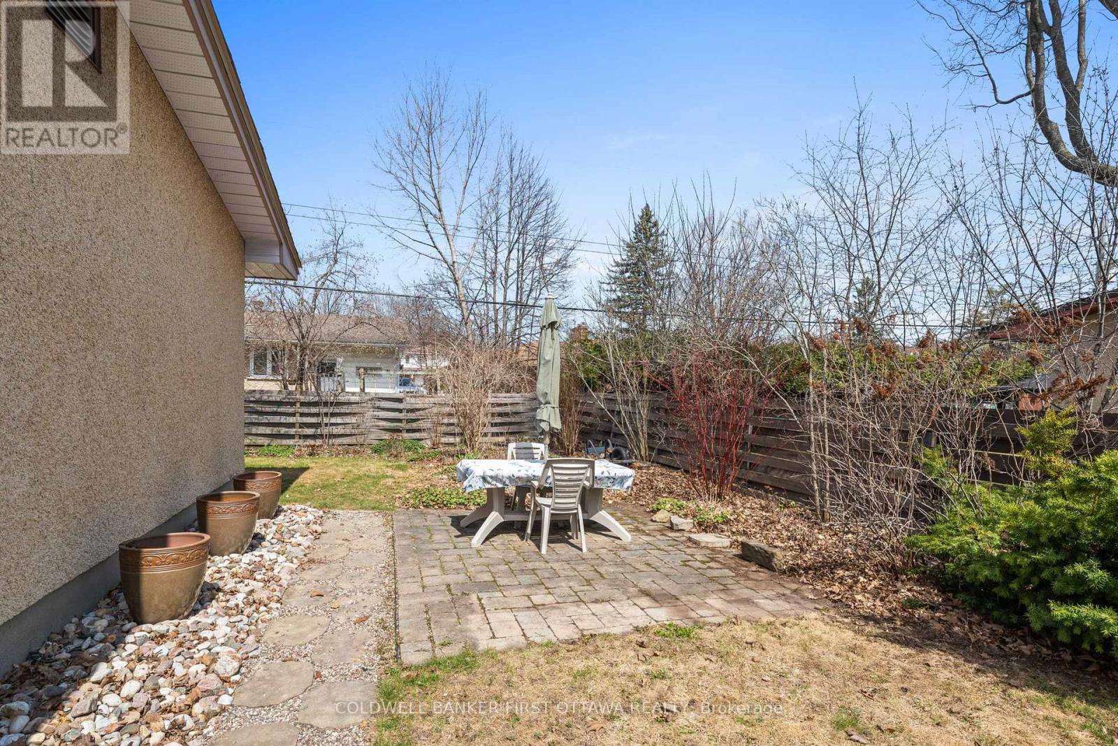 54 EVERGREEN DRIVE