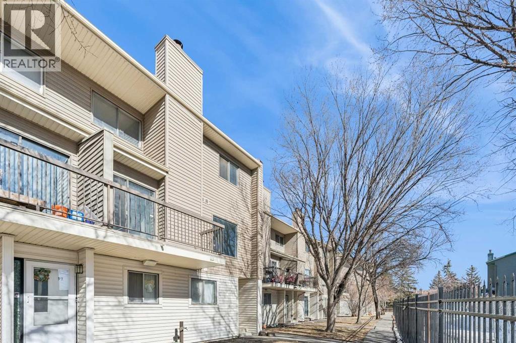 98, 2519 38 Street NE