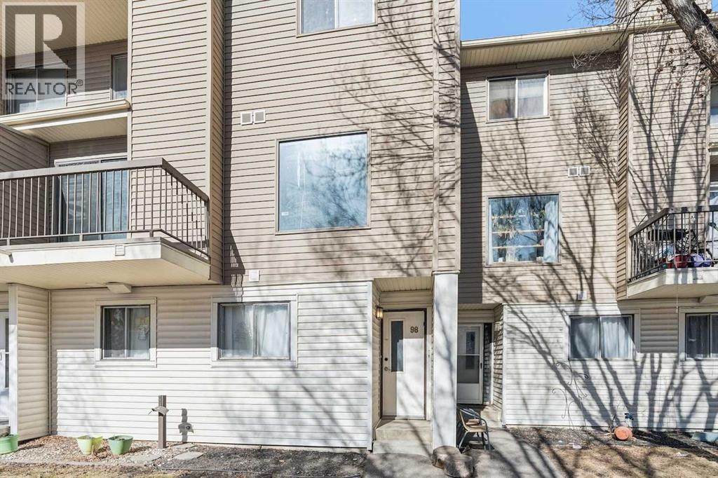 98, 2519 38 Street NE