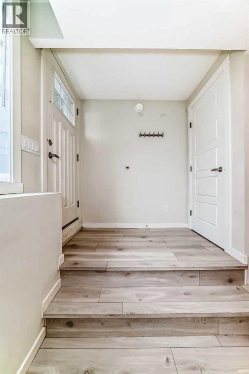 152 Cranbrook Square SE