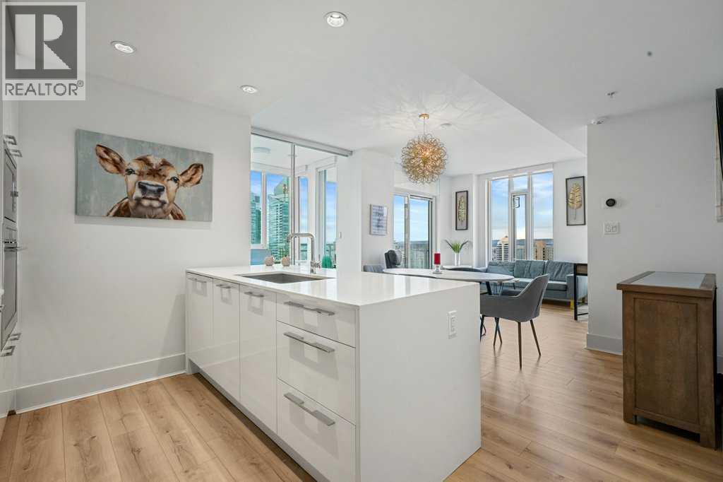 2504, 901 10 Avenue SW