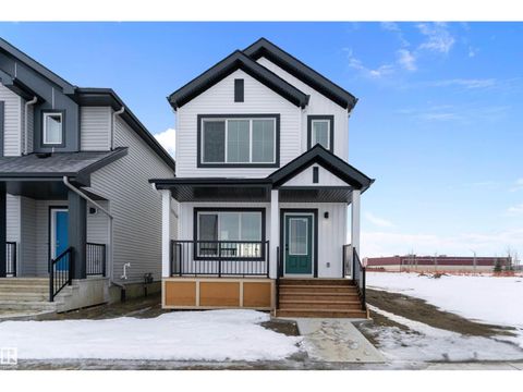 1062 MCLEOD AV Spruce Grove AB T7X4G9