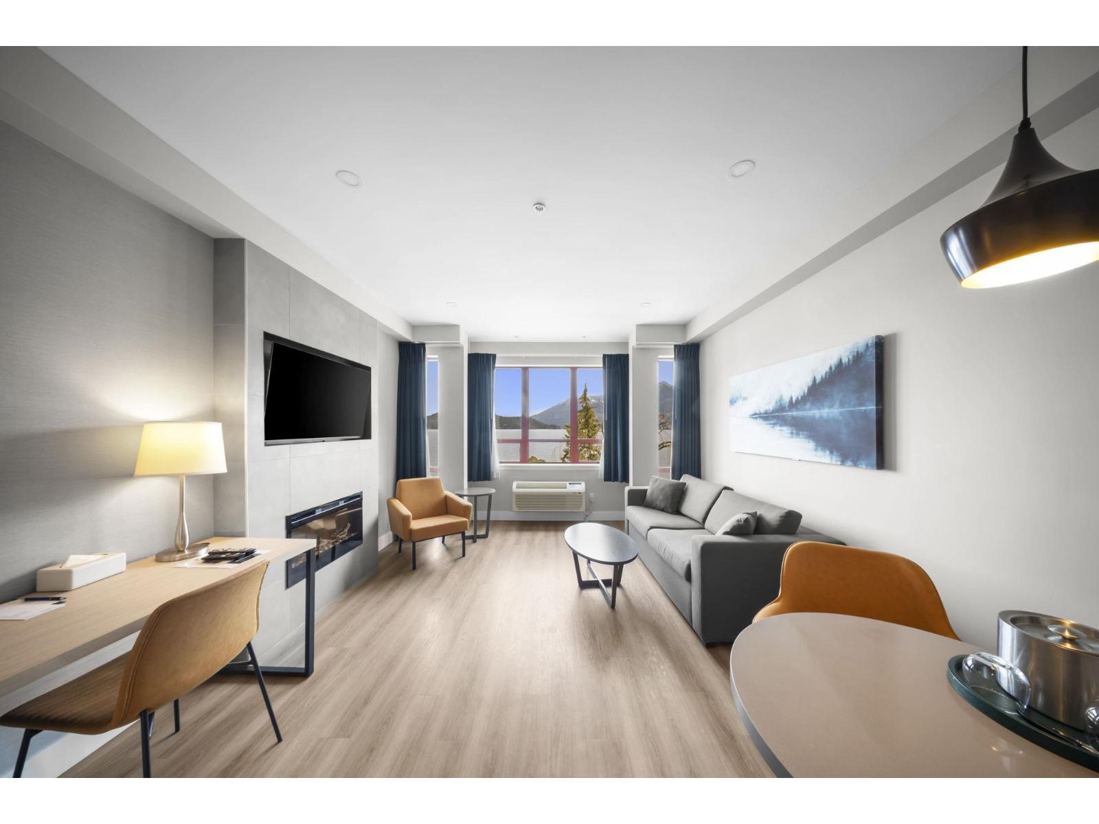 312A 160 ESPLANADE AVENUE|Harrison Hot Springs