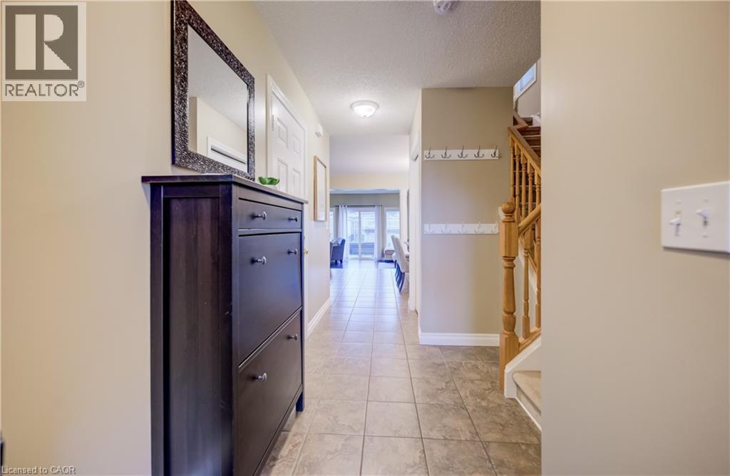 23 NORTHCLIFFE Crescent