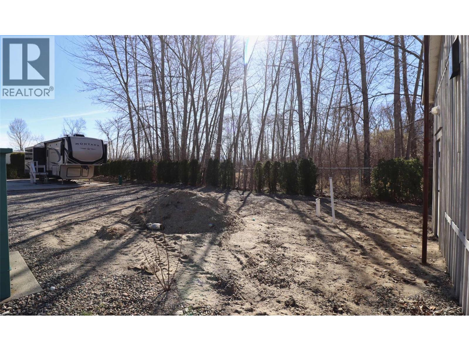 2633 Squilax Anglemont Road Unit# 7