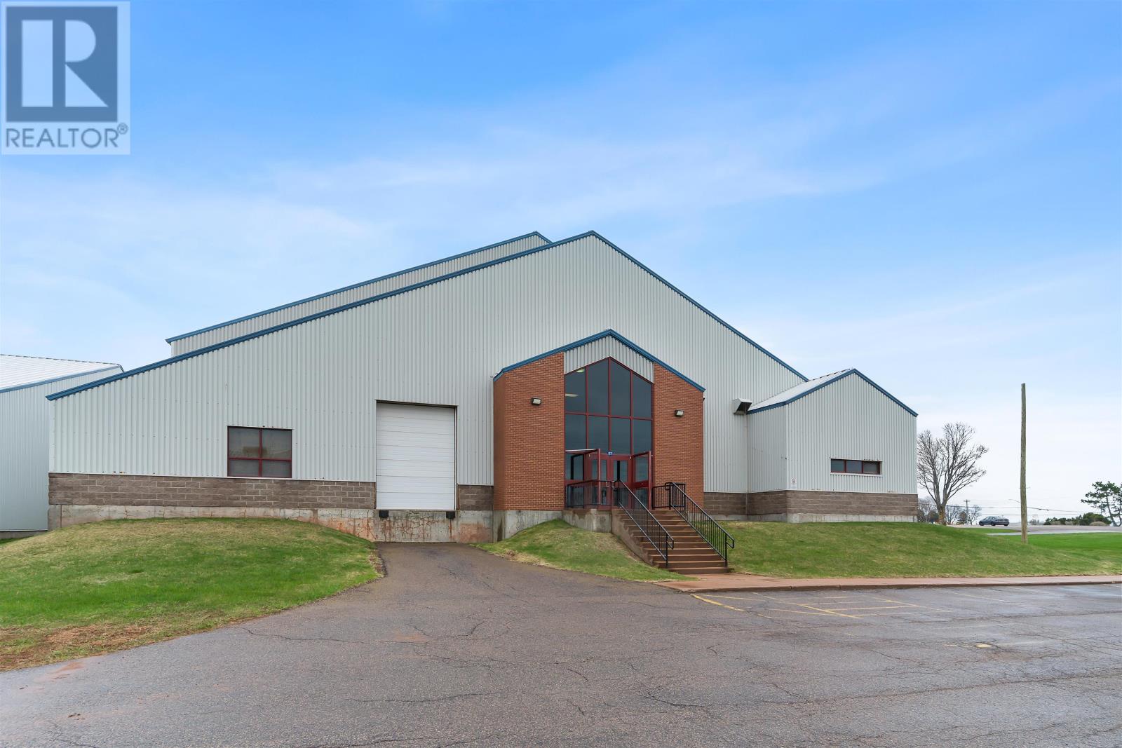 27 Elmwood Avenue|Slemon Park