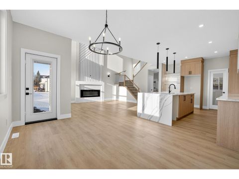 70 Hemingway CR Spruce Grove AB T7X2L6