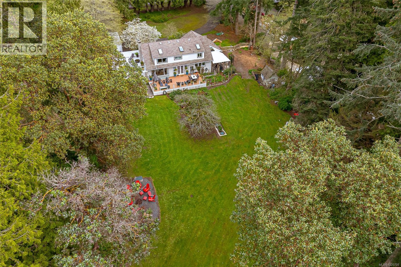 5182 Santa Clara Ave