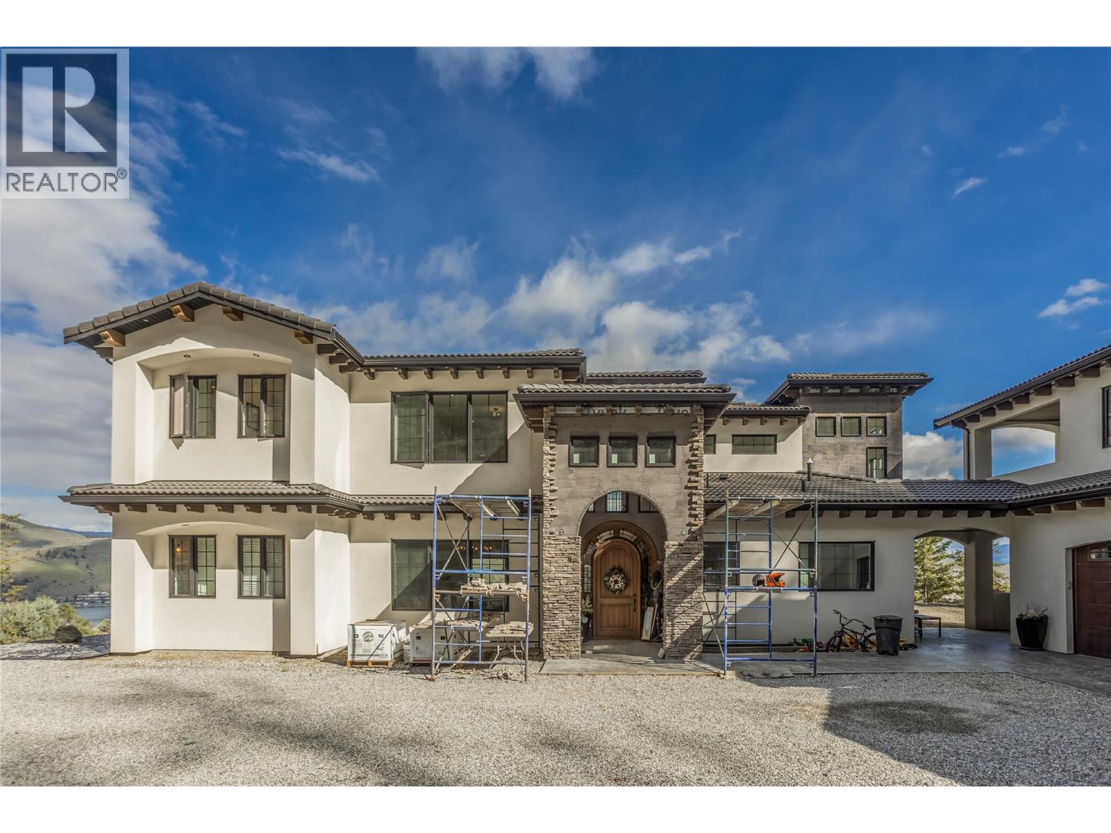 164 Sunset Boulevard