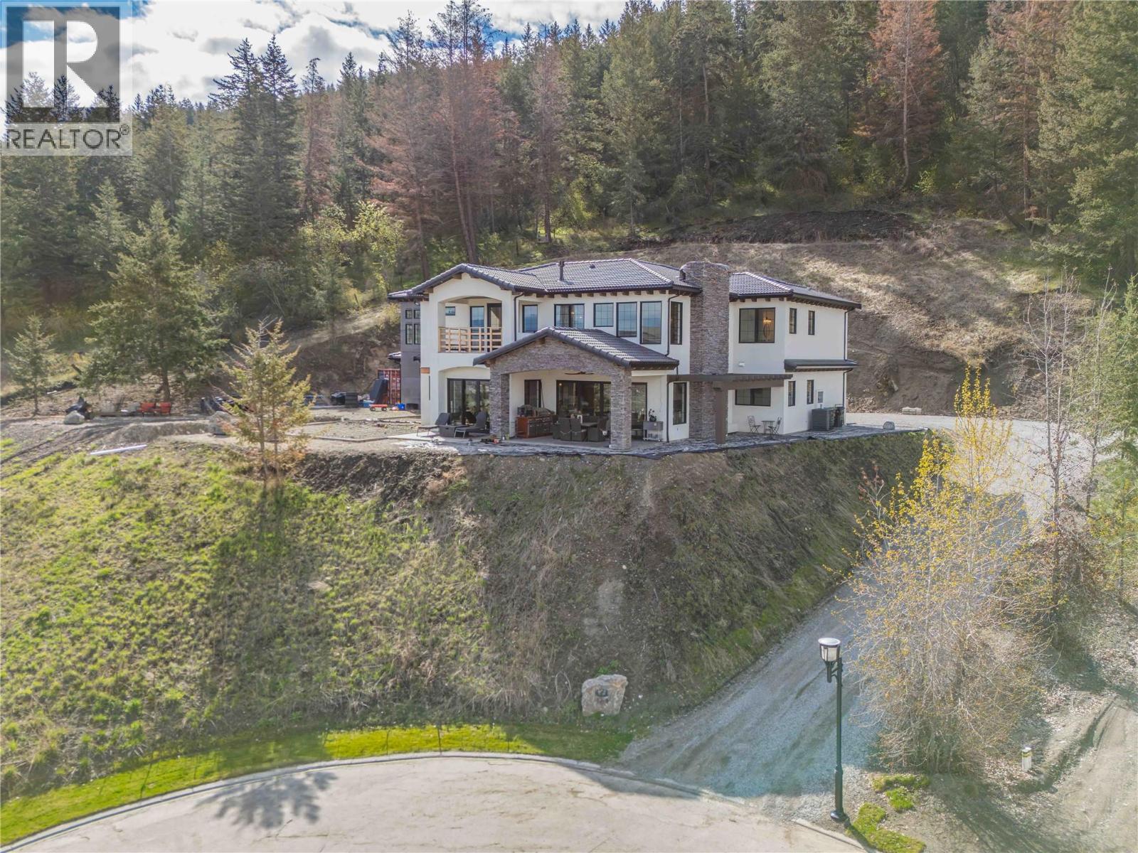 164 Sunset Boulevard