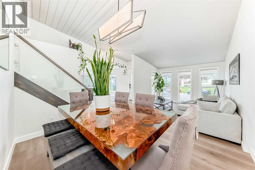 39 Strandell Crescent SW