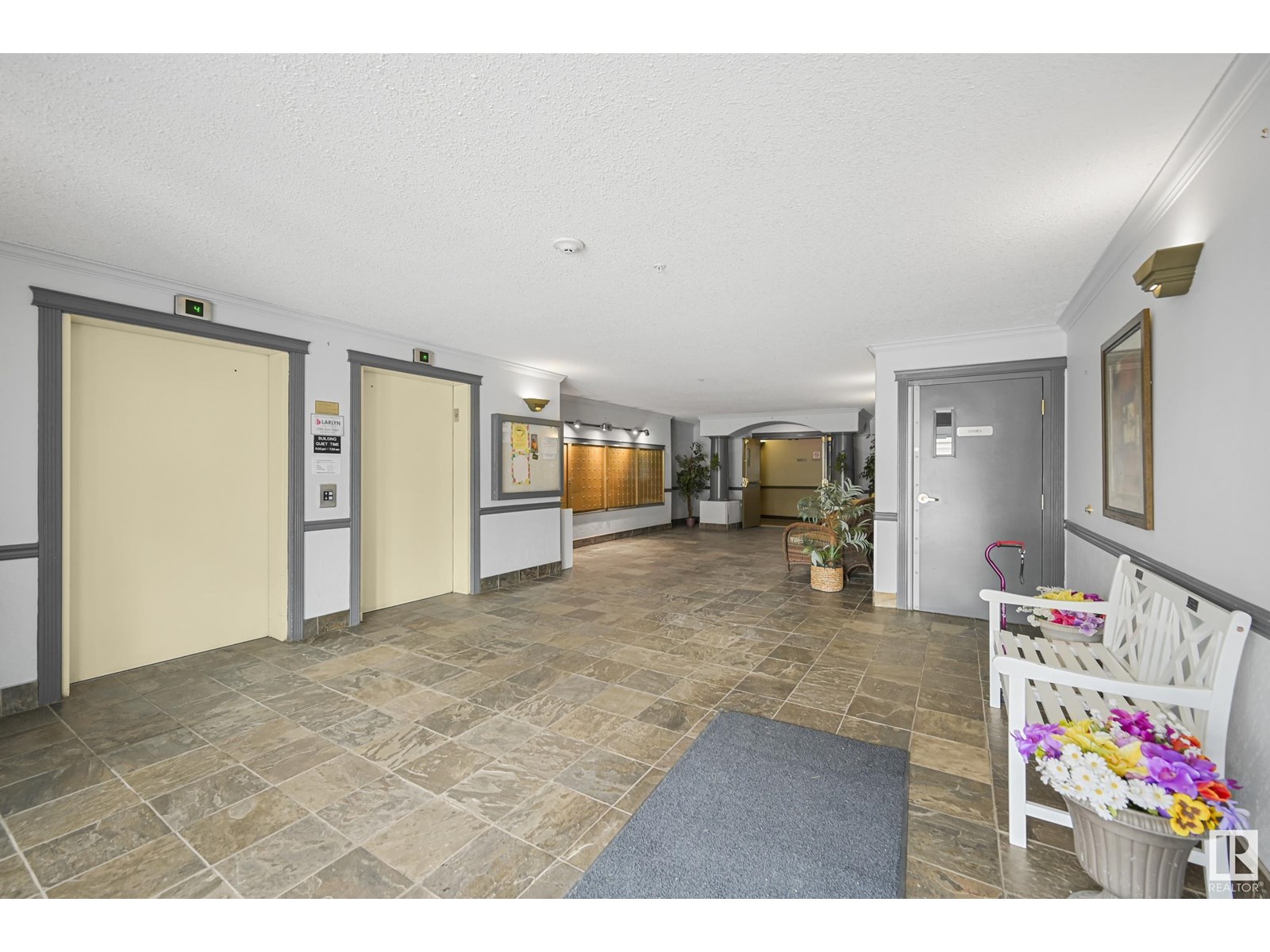 #131 592 HOOKE RD NW