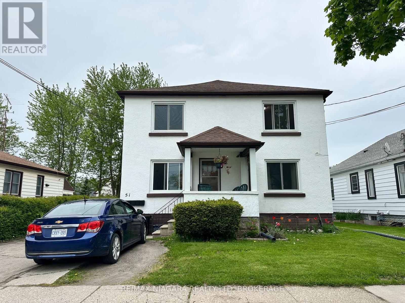 4 - 51 LYONS AVENUE