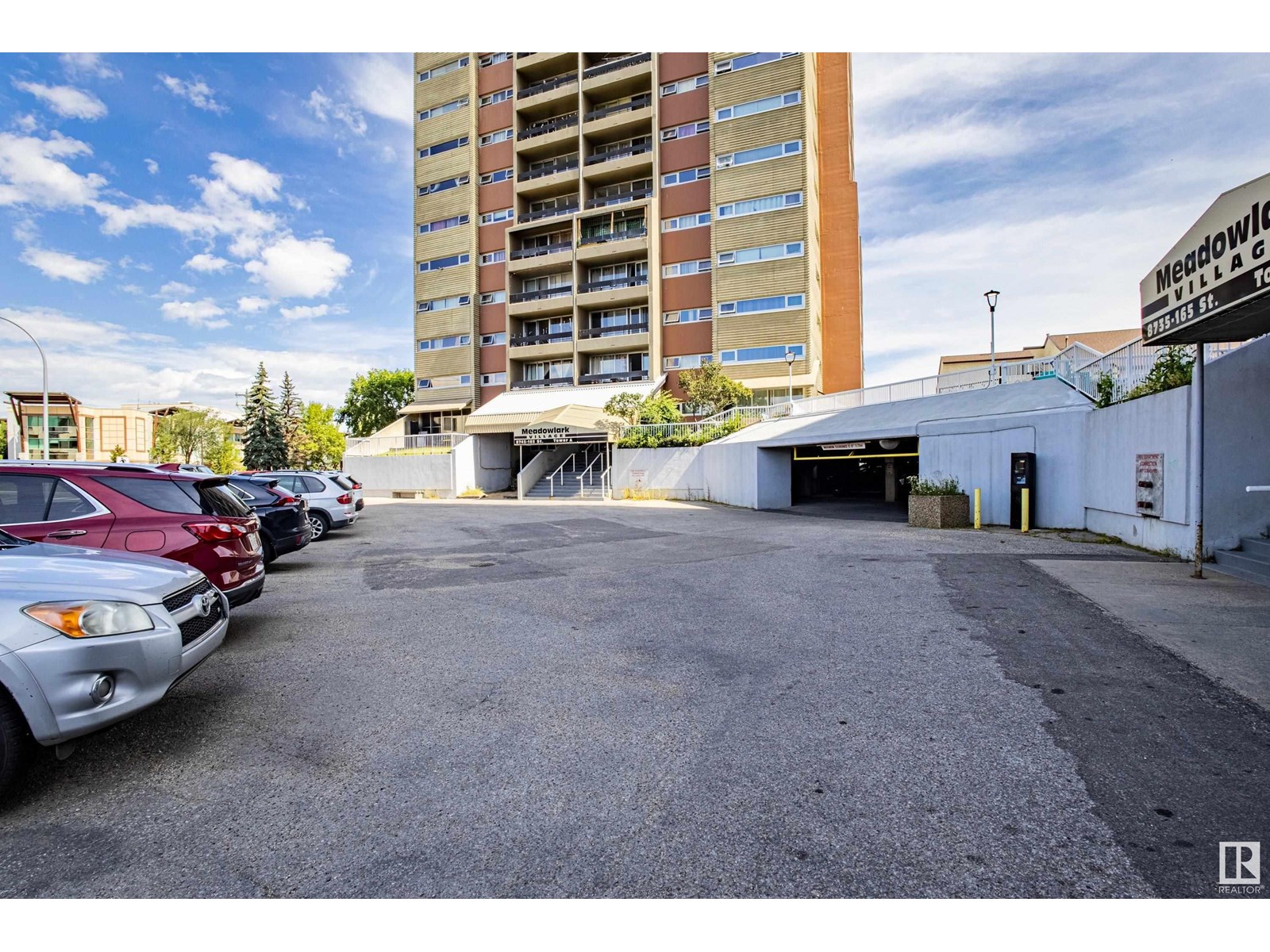 #80 8745 165 ST NW