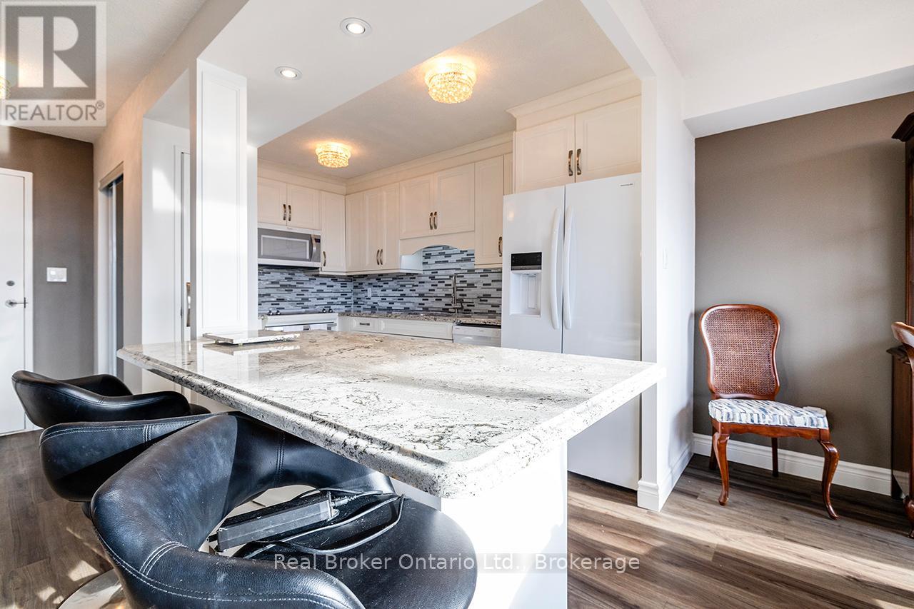 623 - 50 RICHMOND STREET E