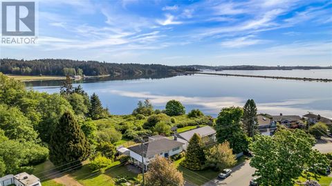 242 Portsmouth Dr Colwood BC V9C1R9