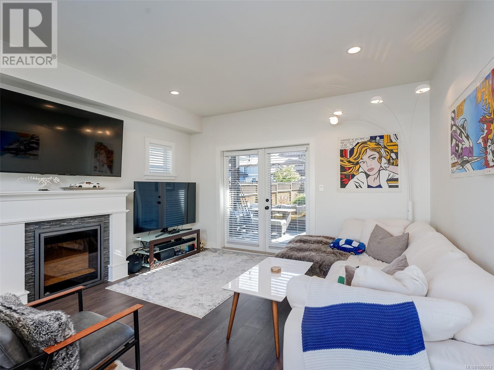 3329 Piper Rd