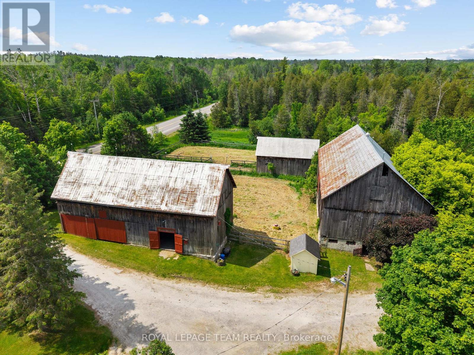 2553 GALETTA SIDE ROAD