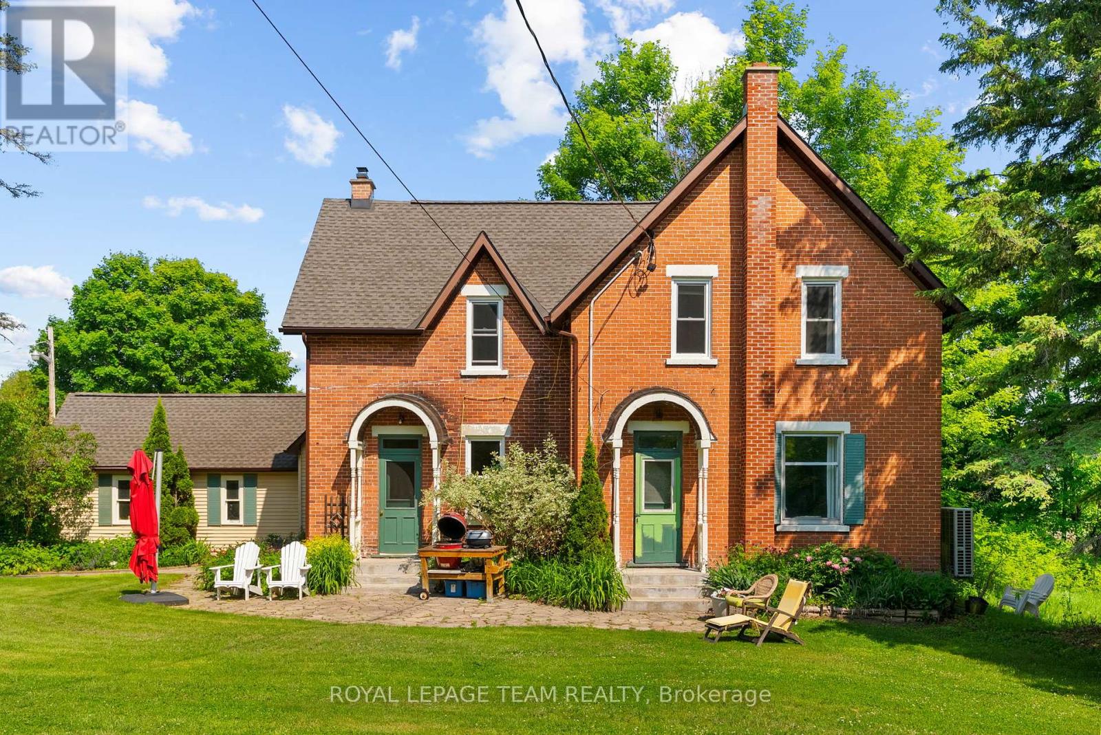 2553 GALETTA SIDE ROAD