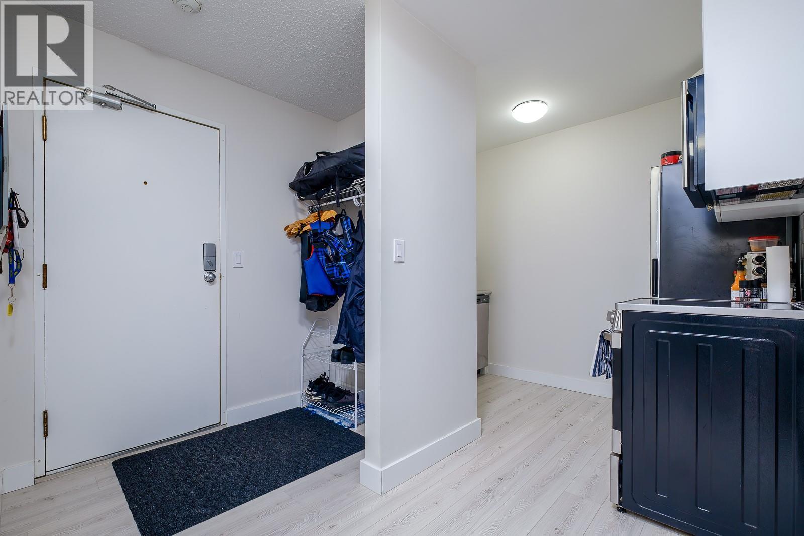 1510 Nickelplate Road Unit# 208