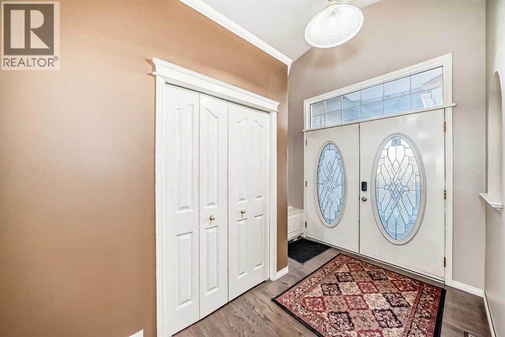 256 LAKESIDE GREENS Drive