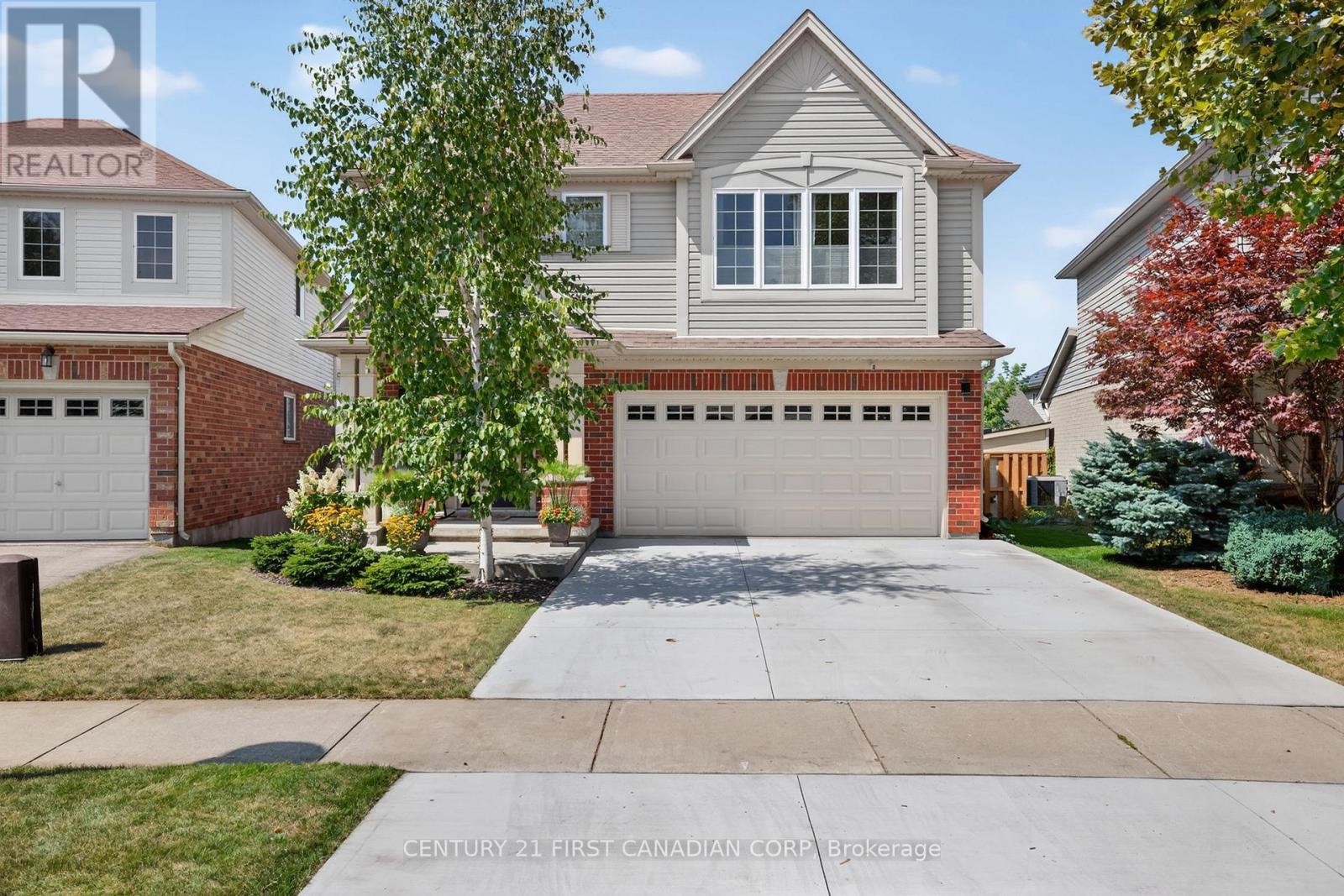 801 NORTH LEAKSDALE CIRCLE