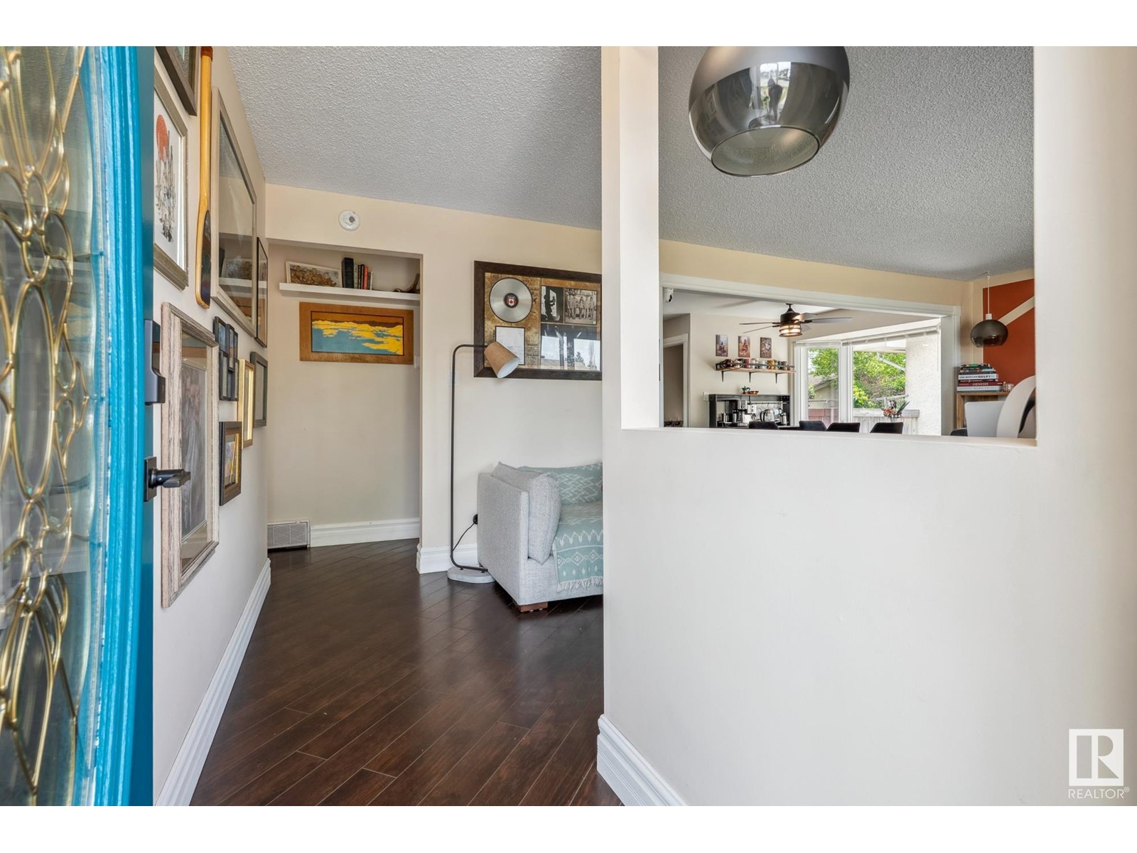 3103 111 AV NW