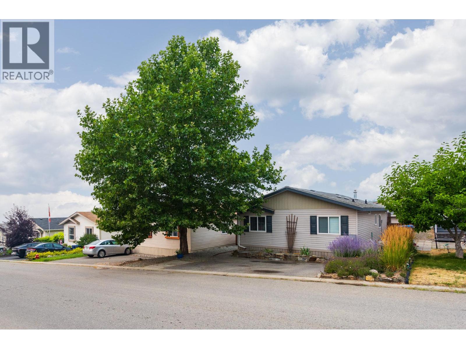 2440 Old Okanagan Highway Unit# 1026