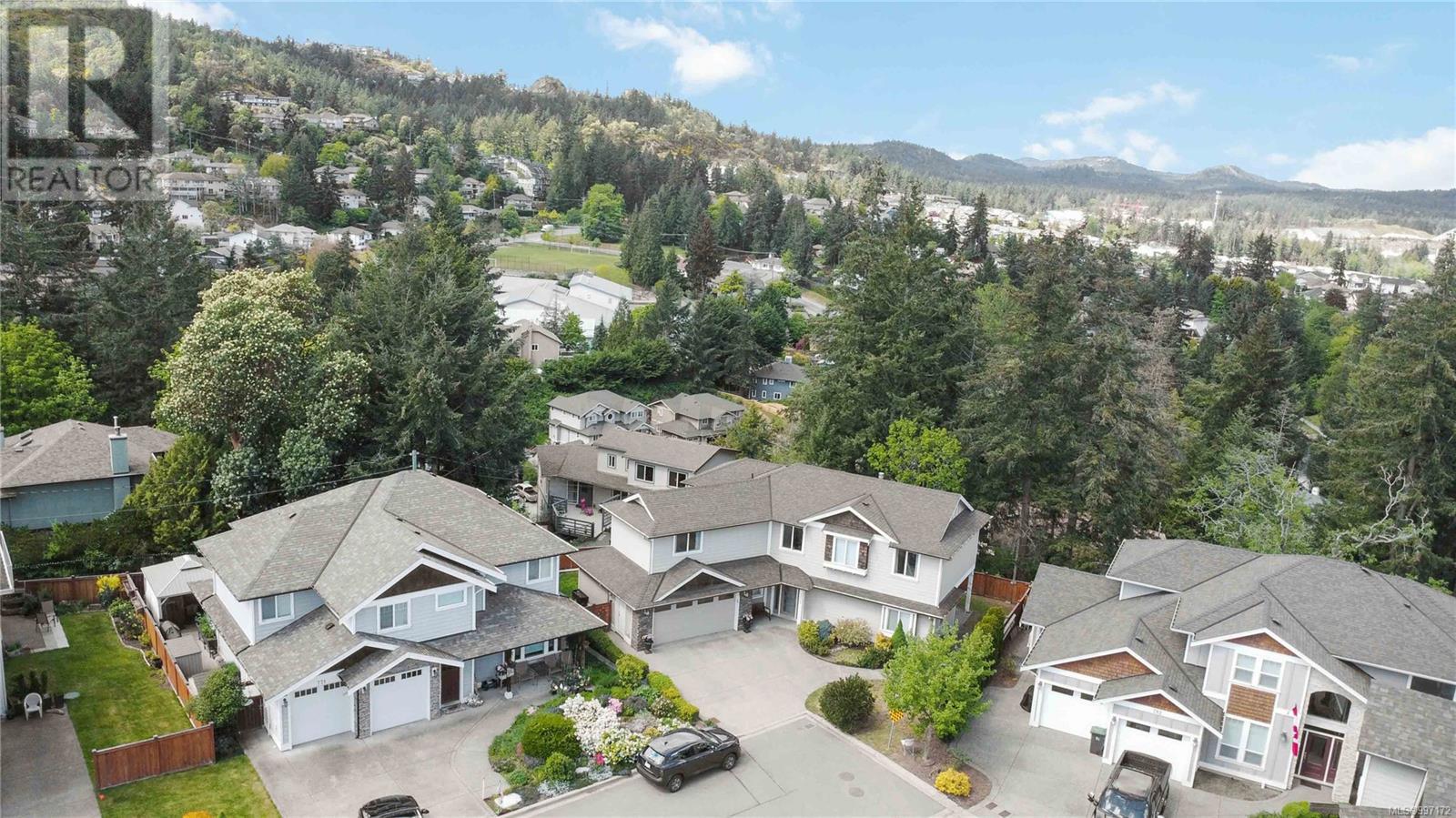 775 Egret Close