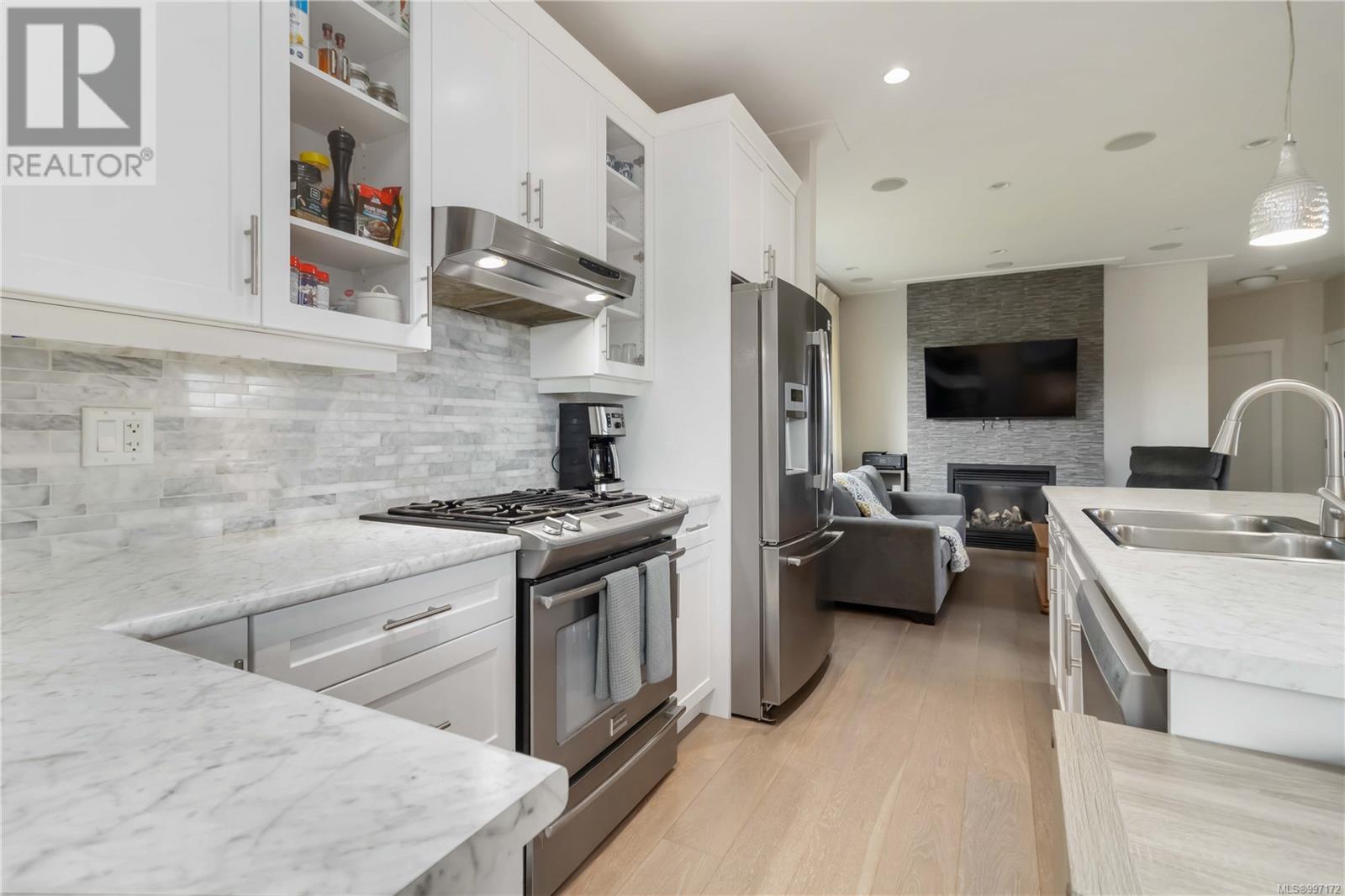 775 Egret Close