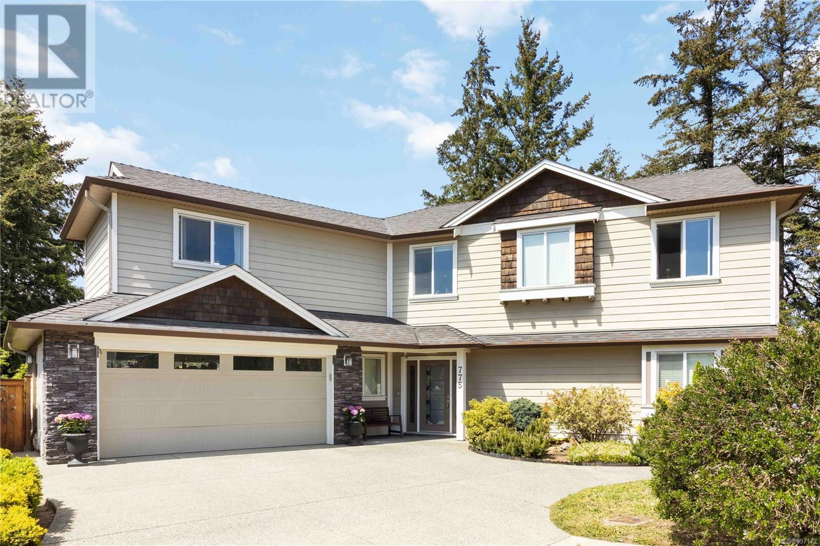 775 Egret Close
