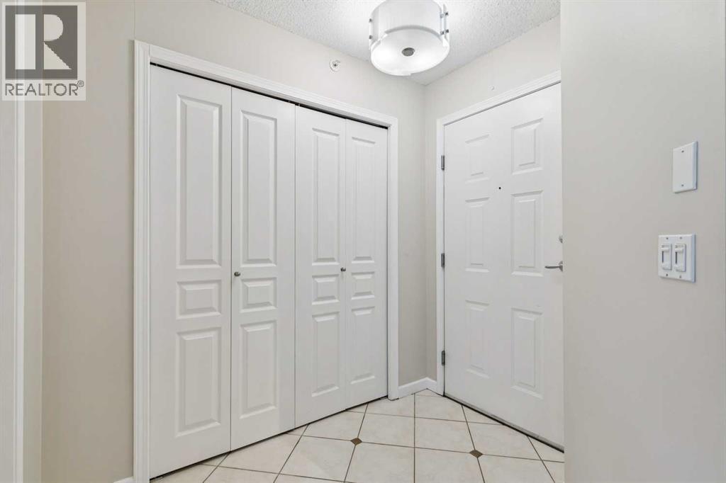 307, 25 Richard Place SW