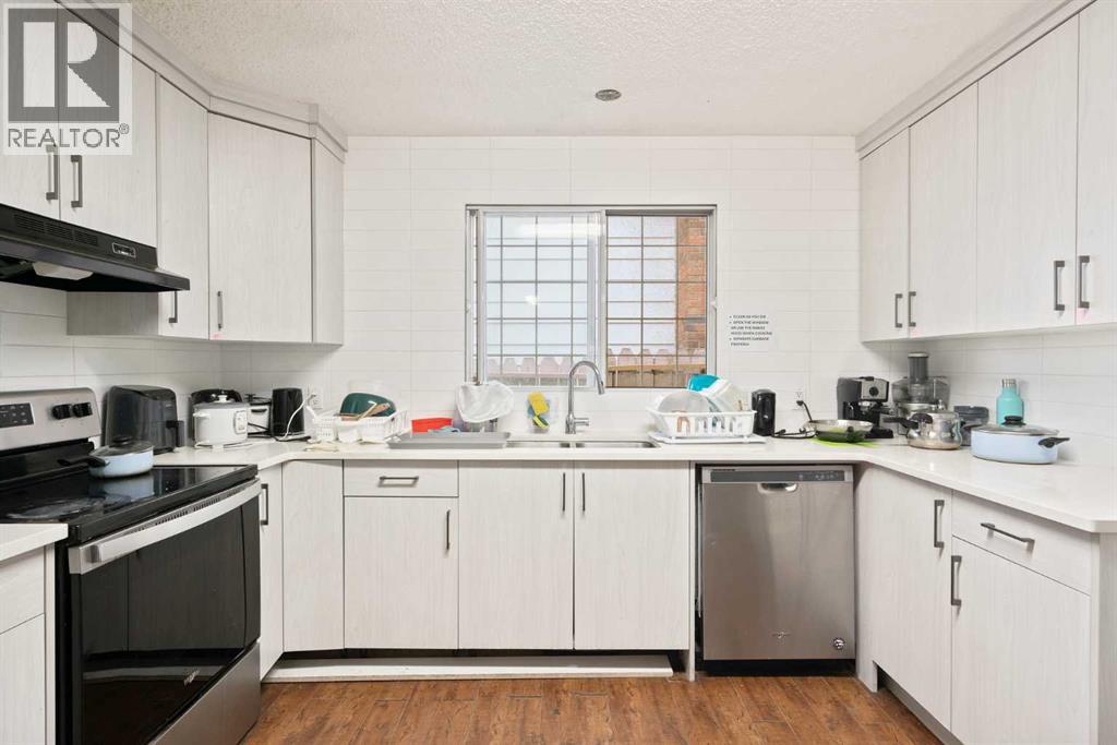 319 Rundlelawn Road NE