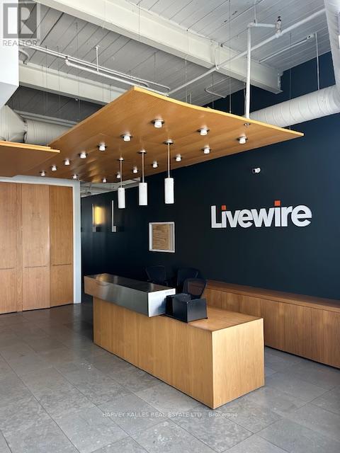 200 - 109 VANDERHOOF AVENUE