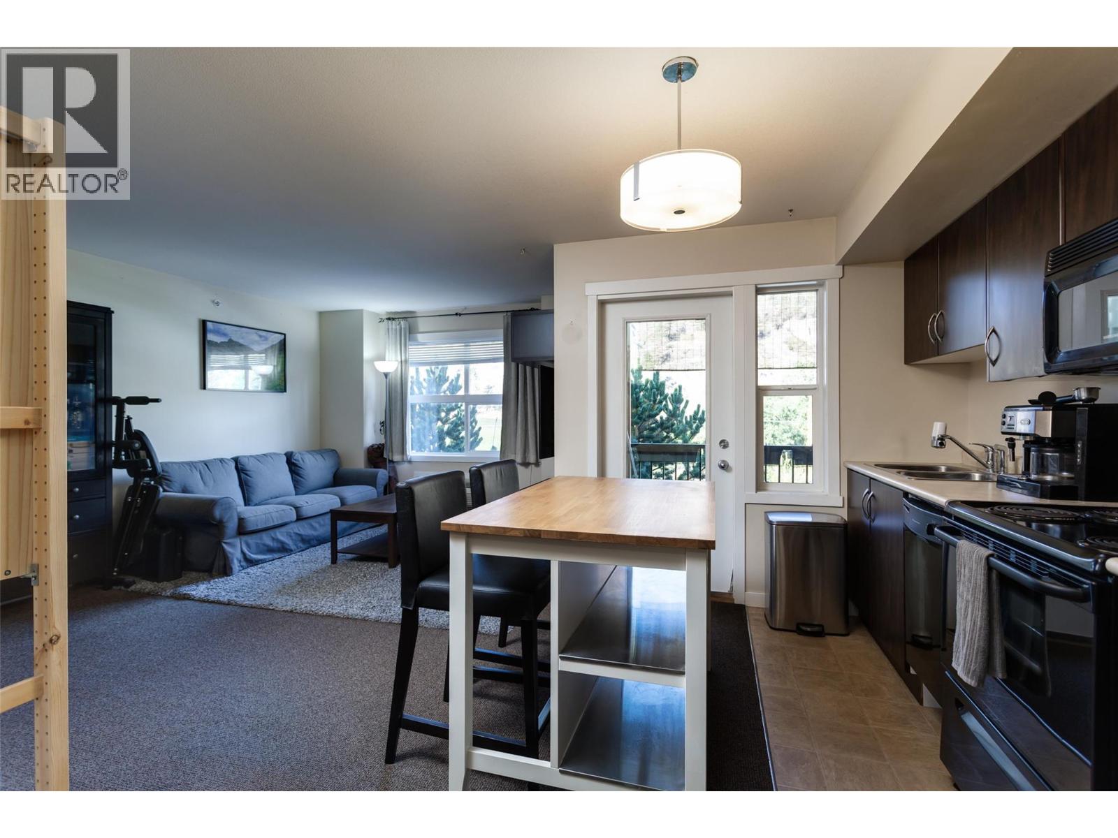 1475 Glenmore Road N Unit# 205A