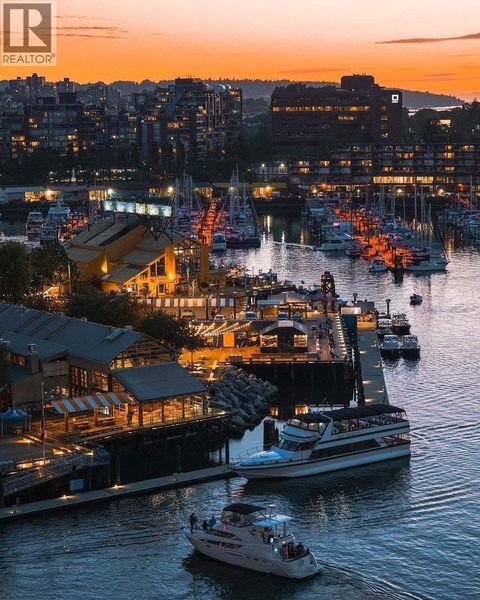 2302 1500 HOWE STREET Vancouver BC V6Z2N1