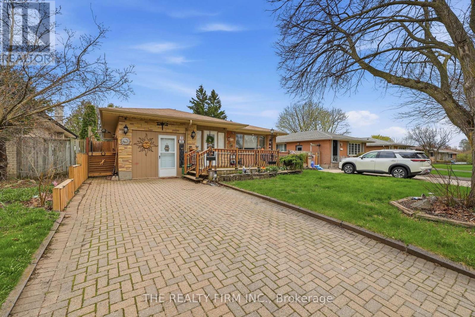 70 TALAVERA CRESCENT