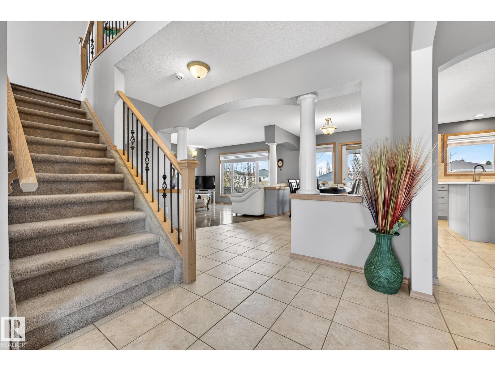 1354 118A ST NW