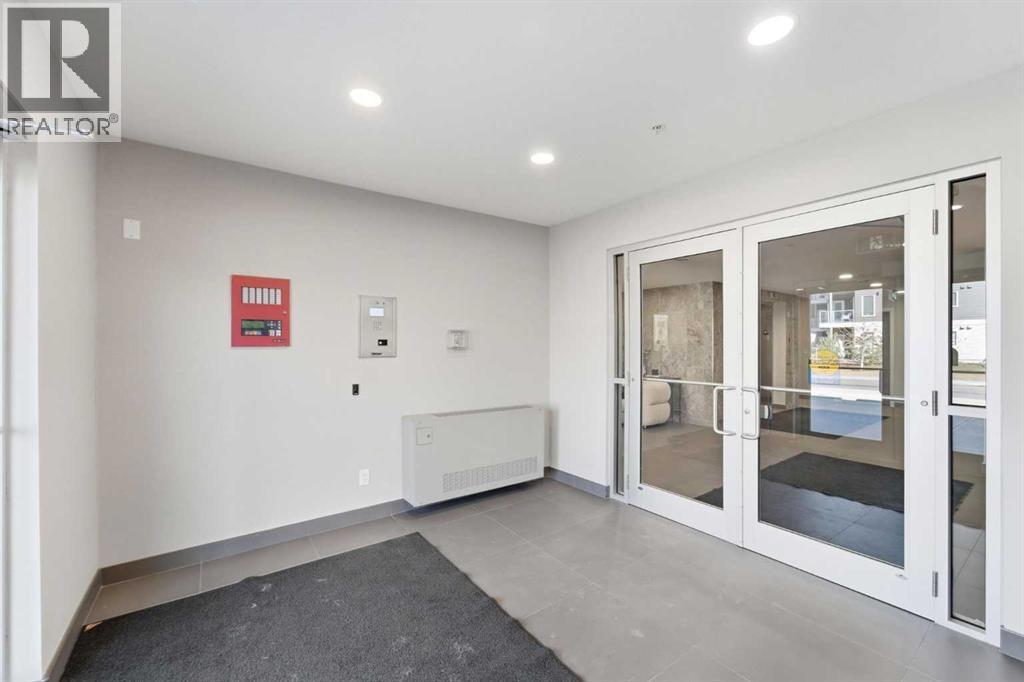 313, 700 Shawnee Square SW