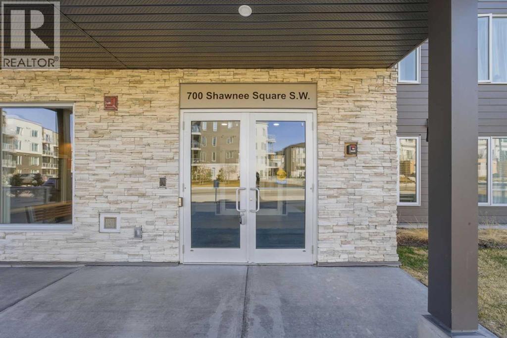 313, 700 Shawnee Square SW