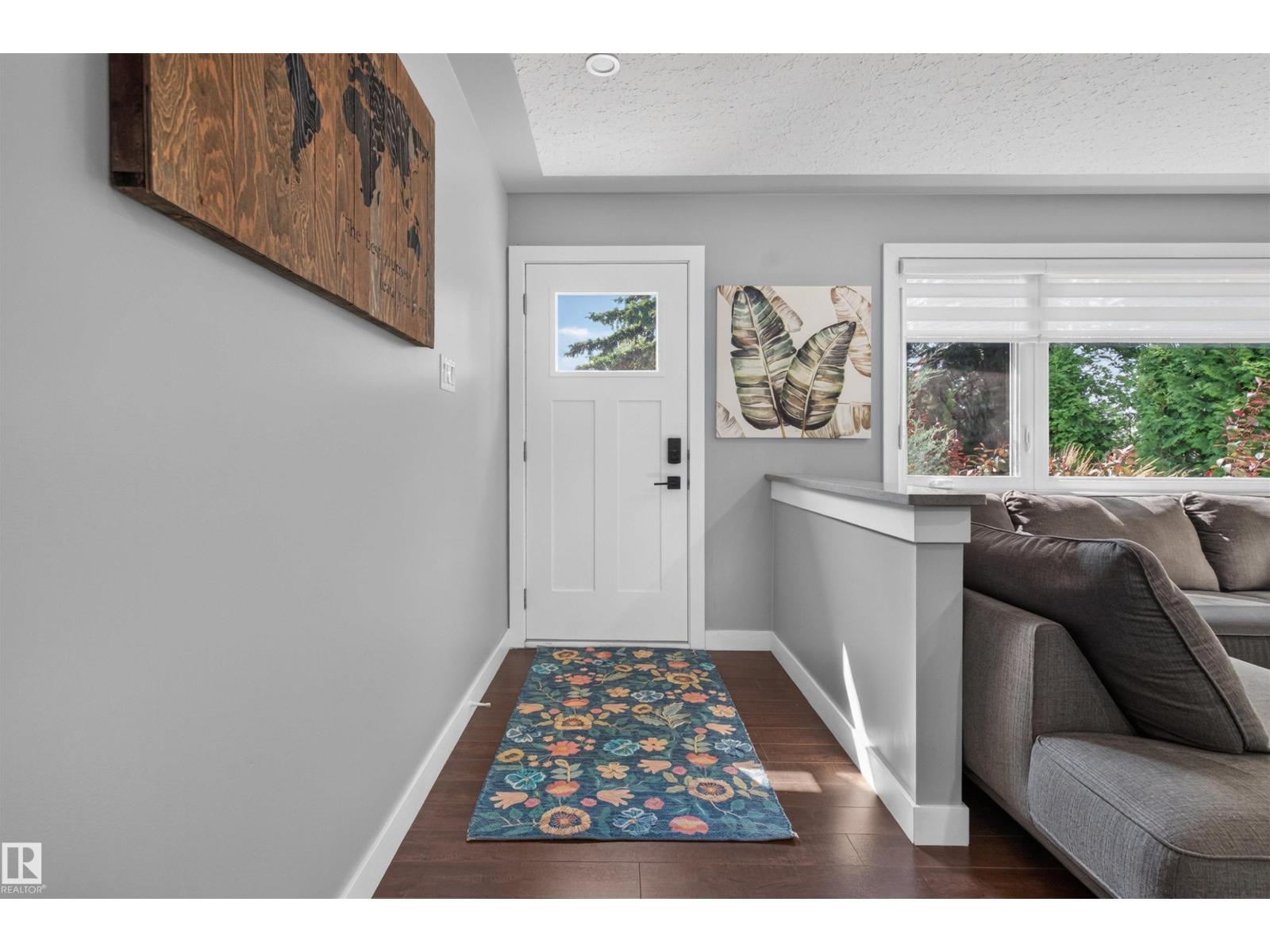 12136 135A AV NW