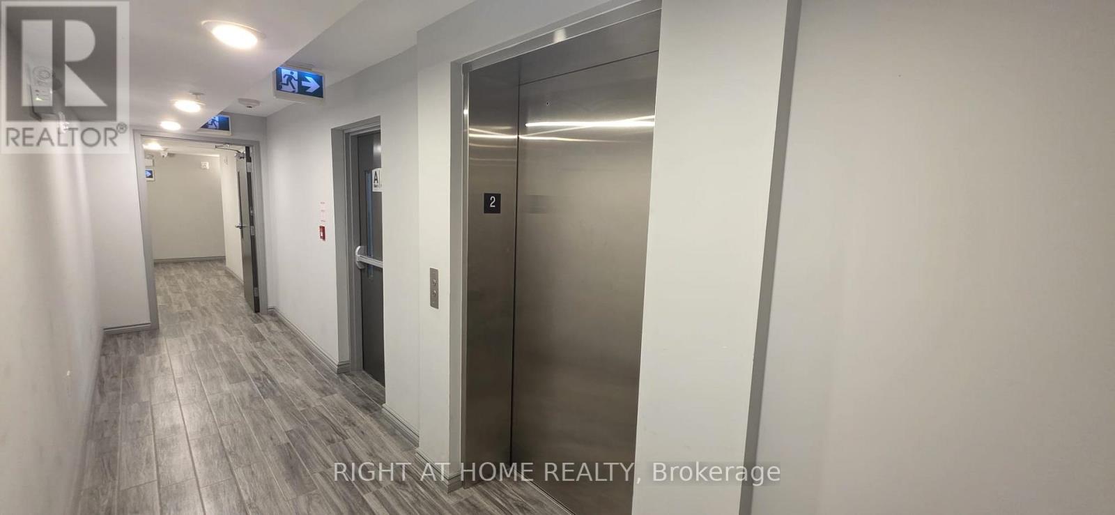 206 - 275A LARCH STREET
