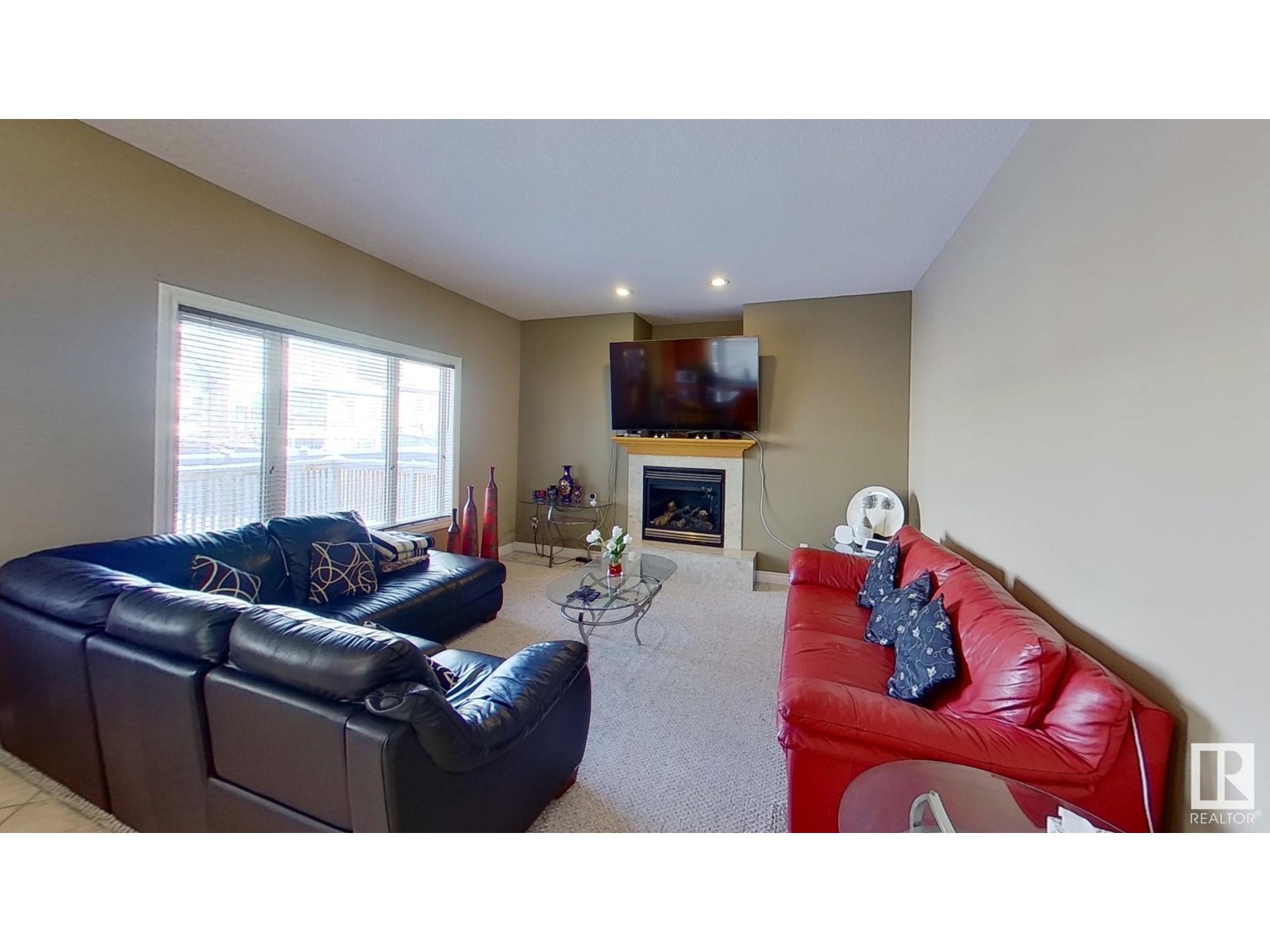 1604 BLACKMORE CO SW