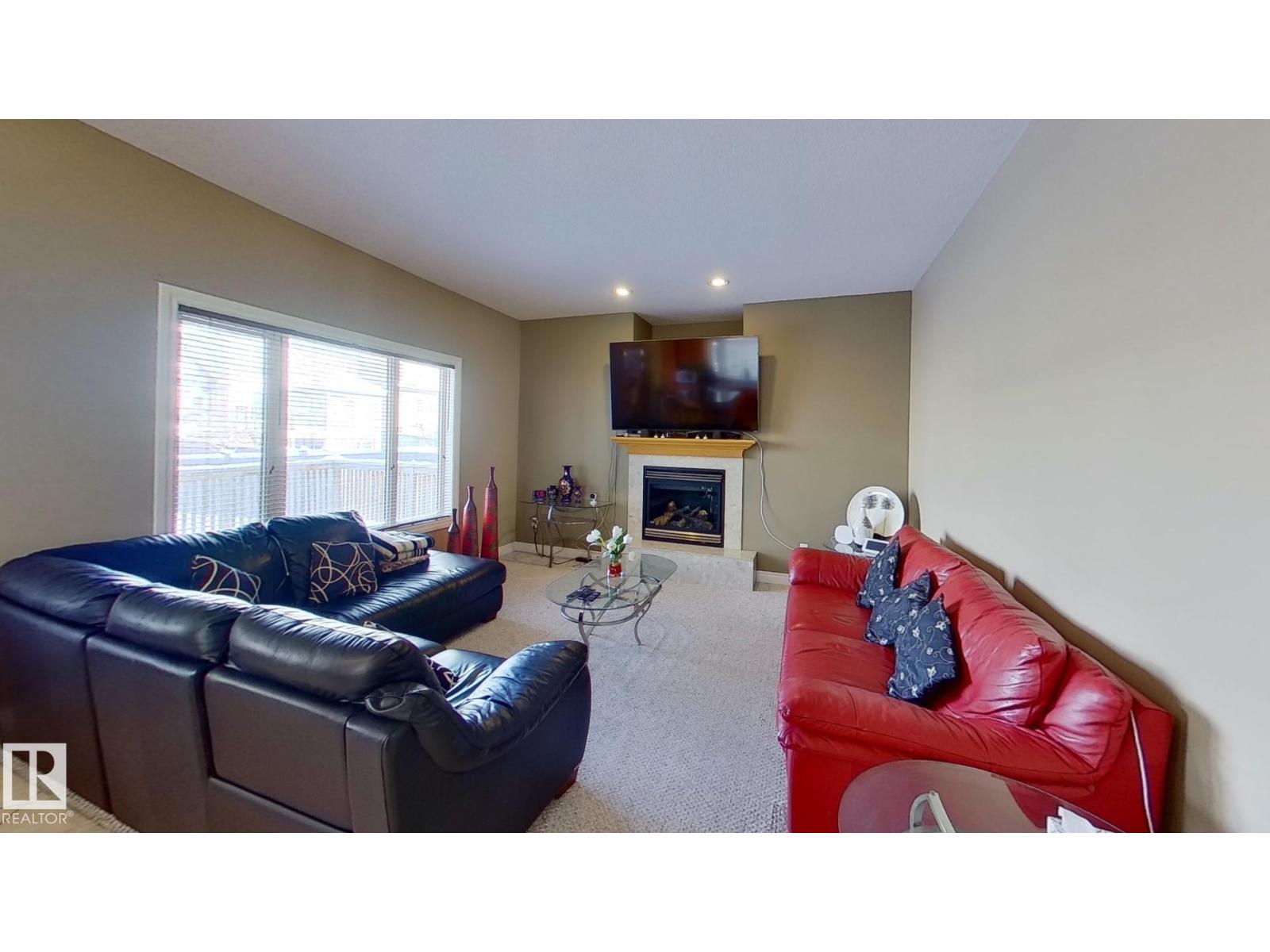 1604 BLACKMORE CO SW
