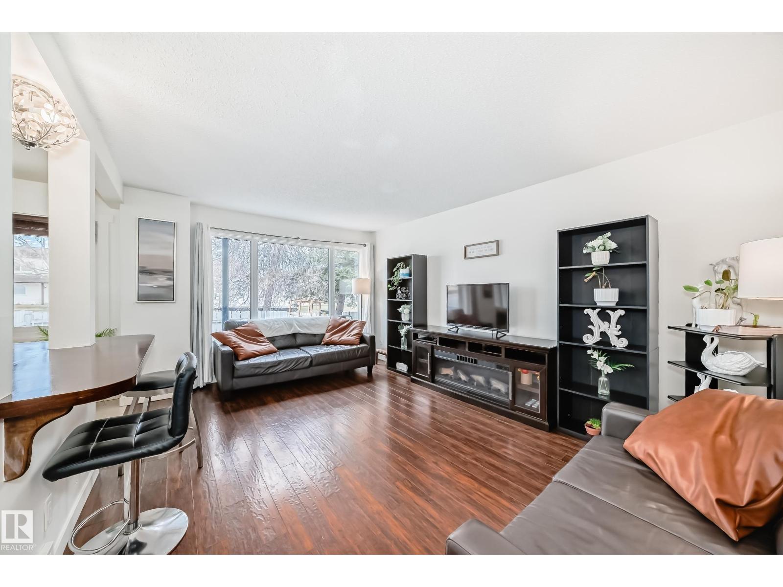 75 AMBERLY CO NW