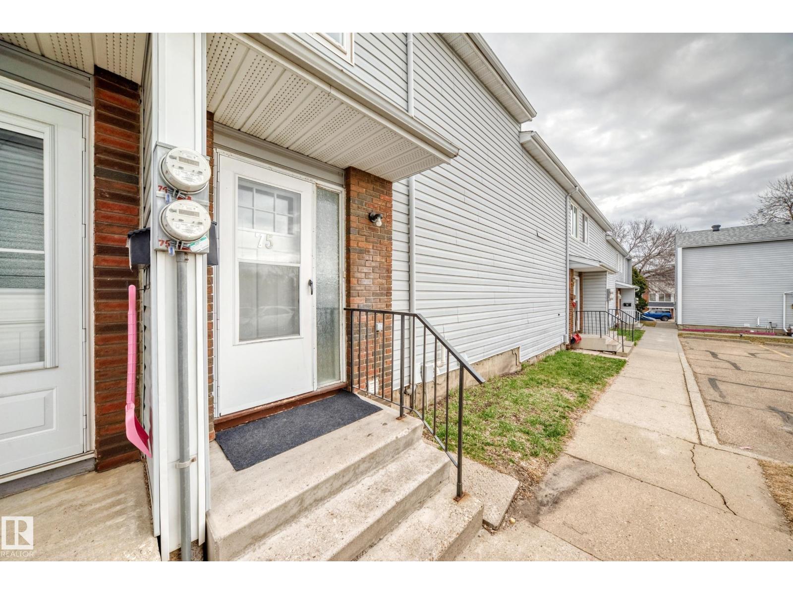 75 AMBERLY CO NW