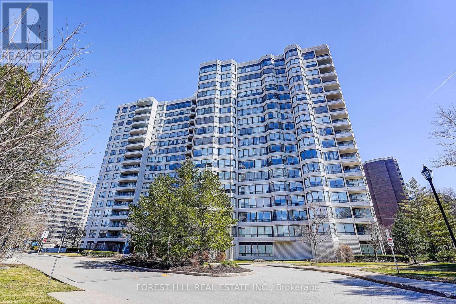 Photo 1 of 37 — PH111 - 1101 STEELES AVENUE W Unit PH111, Toronto (Westminster-Branson), ON M2R3W5