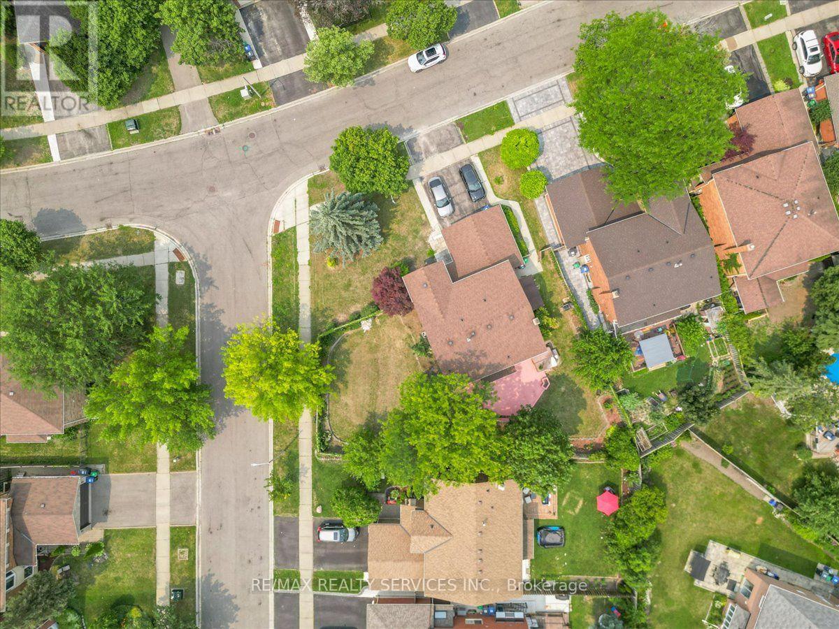 79 BURGBY AVENUE
