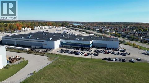 600-605 SHELDON Drive Cambridge ON N1T2K8