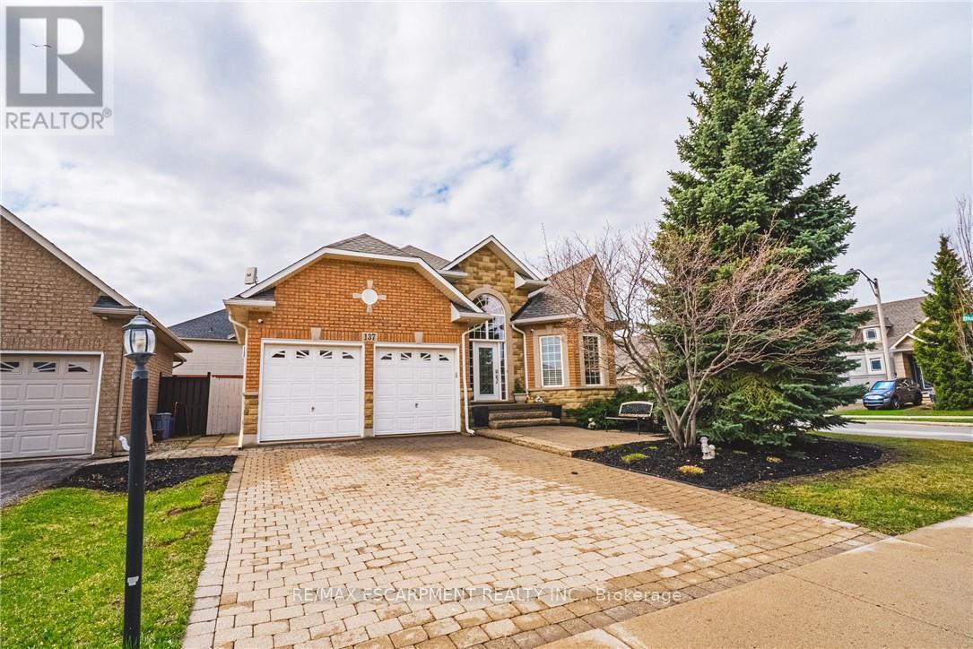 137 PINEHILL DRIVE
